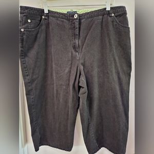 Women's Black jeans shorts capris size 20W